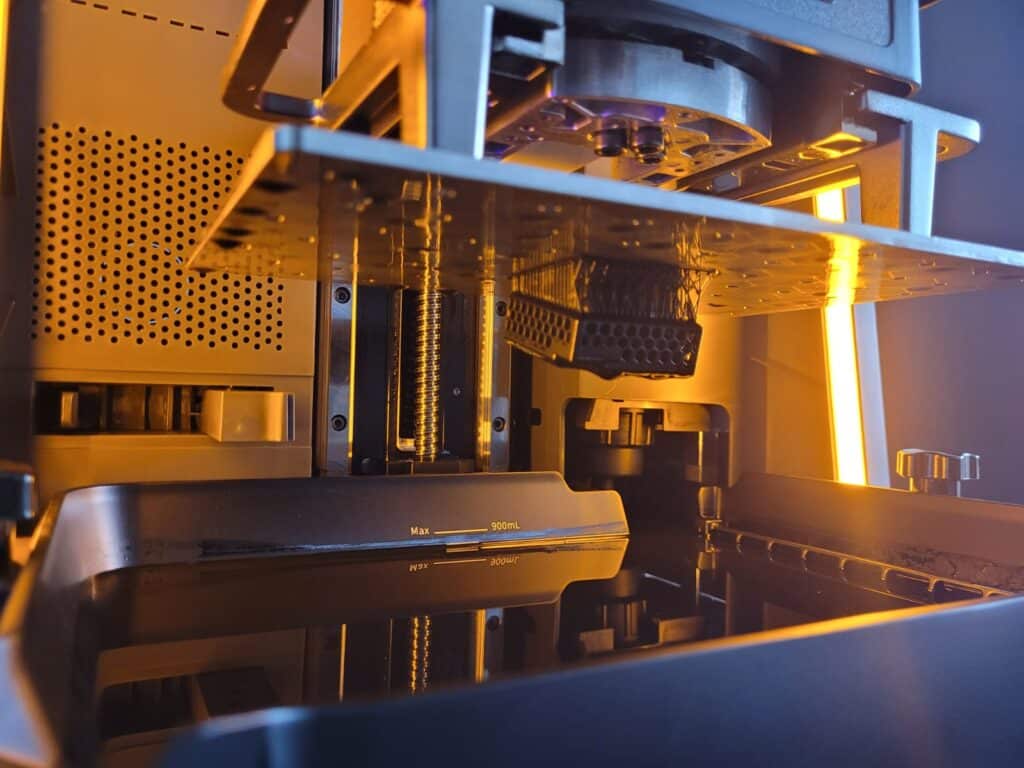Fotopolimerização na impressão 3D: precisão, desempenho e confiabilidade para aplicações industriais 3 Fotopolimerização